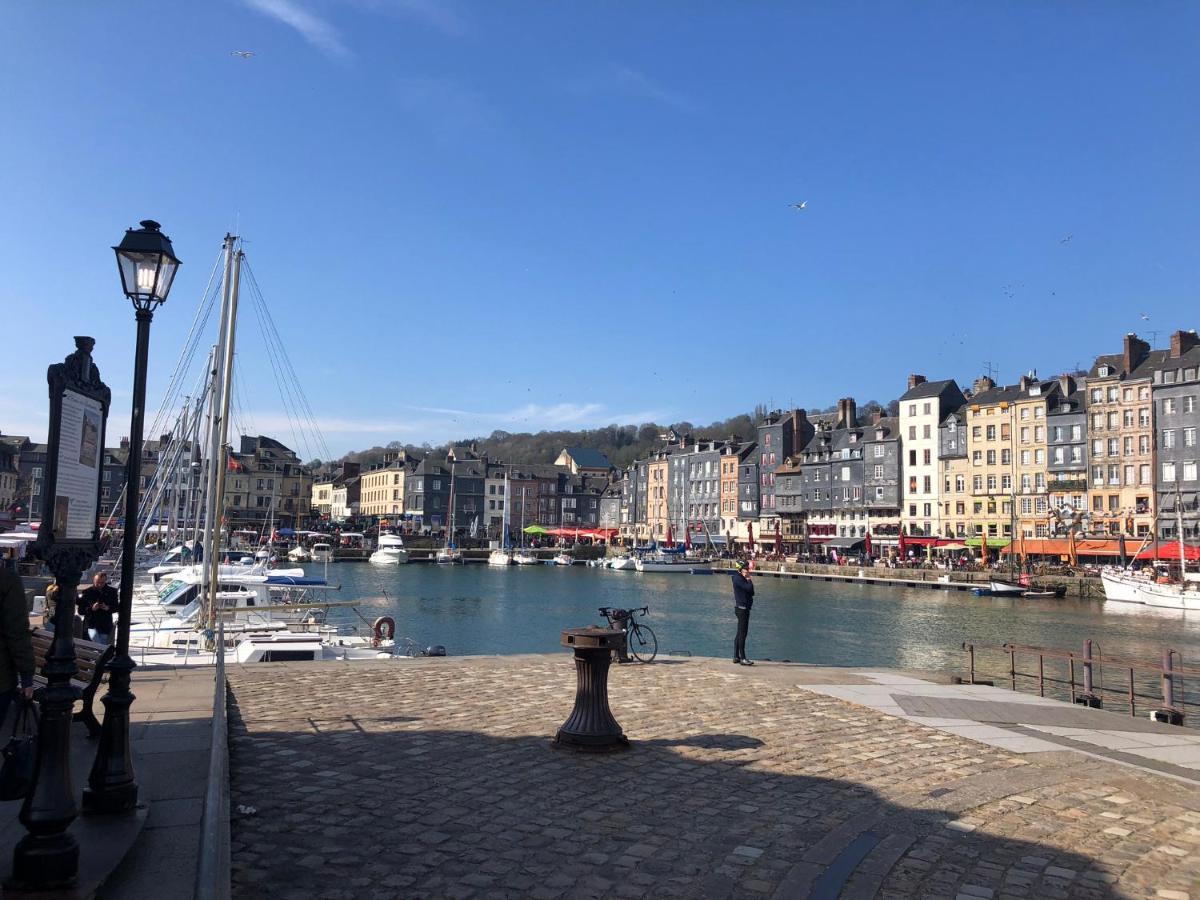 Cosy Studio Place Sainte Catherine Honfleur Exterior foto