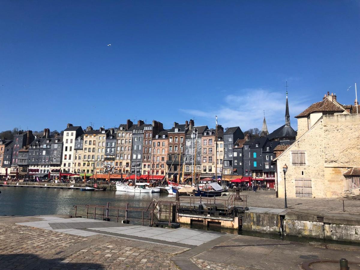 Cosy Studio Place Sainte Catherine Honfleur Exterior foto